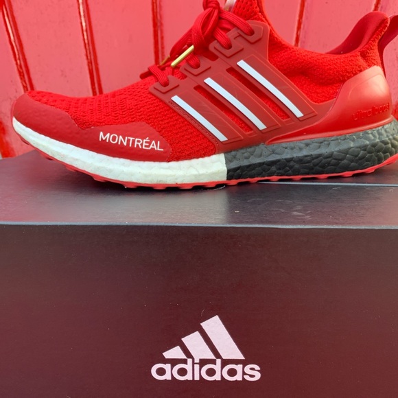 Adidas Ultra boost size 9.5 M - Picture 2 of 4